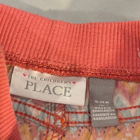 The Children's Place - Vibrant Zigzag Shorts - Picture 2 of 4